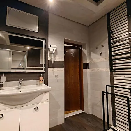 Chan Krum With Sauna & Jacuzzi In Center Lägenhet
